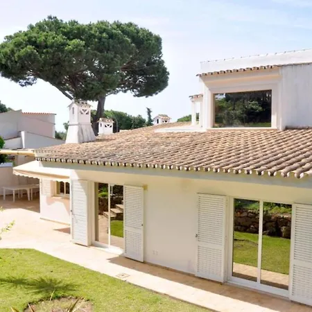 Large Private Pool With 5 Suites, Free Air Conditioning * Quarteira