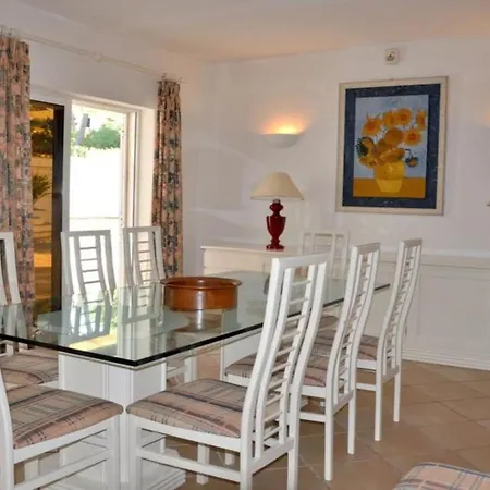 Villa Large Private Pool With 5 Suites, Free Air Conditioning