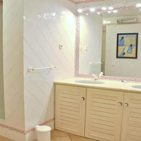 Villa Large Private Pool With 5 Suites, Free Air Conditioning Quarteira